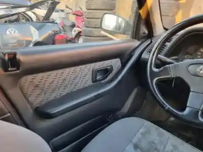 Здавання транспортного засобу peugeot 306 berlina 3/5 puertas (s1) 1.4 року 1995 потужний kdx (tu3mc)