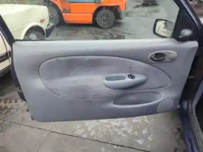 Veículo de Sucata ford fiesta iv (ja_, jb_) 113 e/320 gasolina 3p do ano 1996 alimentado 