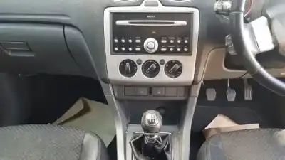 Veículo de Sucata ford focus ii (da_) 2.0 tdci do ano 2007 alimentado g6db