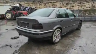 Sloopvoertuig bmw 3 (e36) 318 tds van het jaar 1995 aangedreven m41 d17 (174t1)