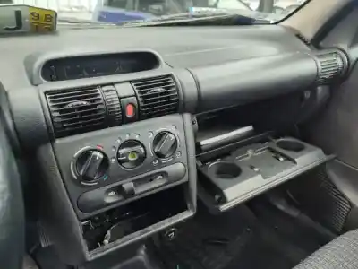 Vehicul casat opel corsa b (s93) 1.0 i 12v (f08. f68. m68) al anului 1998 alimentat x 10 xe