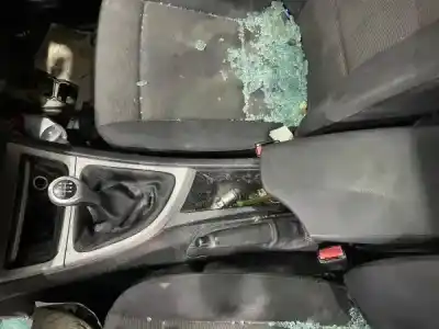 Veículo de Sucata bmw 1 (e87) 116 i do ano 2007 alimentado n45 b16 a