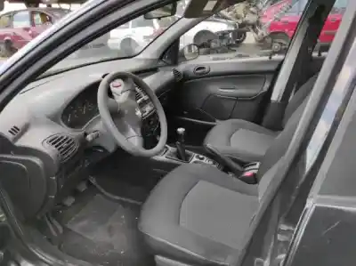 Здавання транспортного засобу peugeot 206 hatchback (2a/c) 1.1 i року 0 потужний hfz (tu1jp)