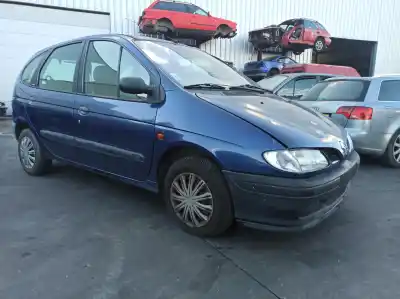 Veicolo di demolizione renault megane scenic (ja0/1_) 1.4 i (ja0e) dell'anno 0 alimentato e7j 764