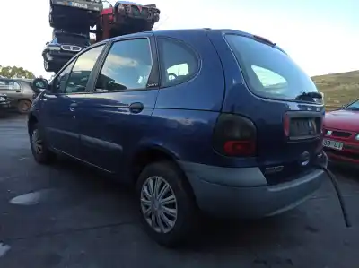 Veicolo di demolizione renault megane scenic (ja0/1_) 1.4 i (ja0e) dell'anno 0 alimentato e7j 764