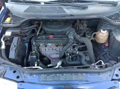 Veicolo di demolizione renault megane scenic (ja0/1_) 1.4 i (ja0e) dell'anno 0 alimentato e7j 764