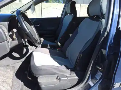 Sloopvoertuig volvo v40 combi (645) 1.9 di van het jaar 0 aangedreven d 4192 t