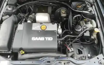 Veículo de Sucata saab 9-3 (ys3d) 2.2 tid do ano 2001 alimentado d223l