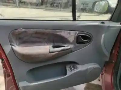 Veículo de Sucata renault megane scenic (ja0/1_) 1.4 i (ja0e) do ano 0 alimentado 