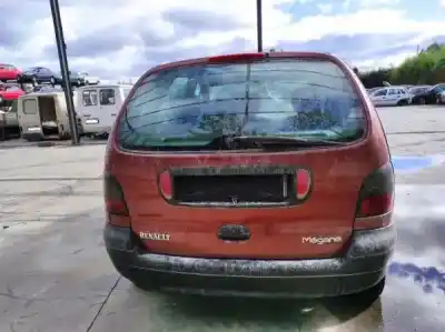 Veículo de Sucata renault megane scenic (ja0/1_) 1.4 i (ja0e) do ano 0 alimentado 