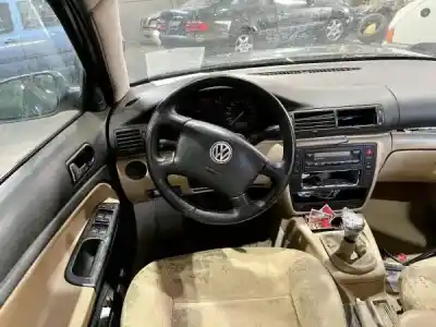 Veículo de Sucata volkswagen passat b5 (3b2) 1.9 tdi do ano 0 alimentado afn