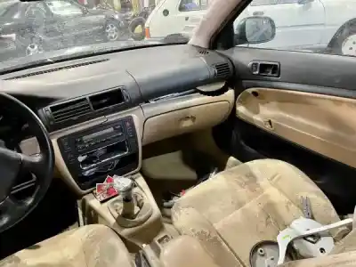 Veículo de Sucata volkswagen passat b5 (3b2) 1.9 tdi do ano 0 alimentado afn