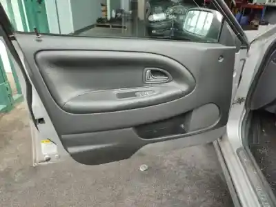 Здавання транспортного засобу volvo v40 combi (vw) 1.6 gasolina 5p року 1999 потужний b 4164 s