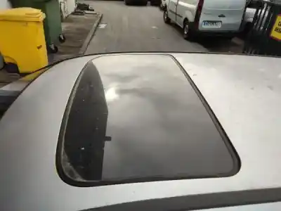 Здавання транспортного засобу volvo v40 combi (vw) 1.6 gasolina 5p року 1999 потужний b 4164 s