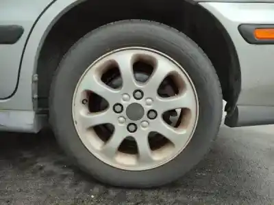 Здавання транспортного засобу volvo v40 combi (vw) 1.6 gasolina 5p року 1999 потужний b 4164 s