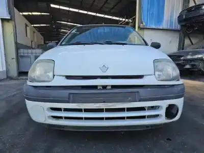 Veicolo di demolizione renault clio ii fase i (b/cb0) (1998->) 1.9 d (b/cb0e) dell'anno 1999 alimentato f8q 630
