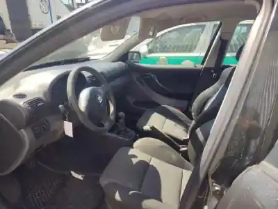 Scrapping Vehicle seat leon (1m1) 1.4 16v of the year 2002 powered 0
