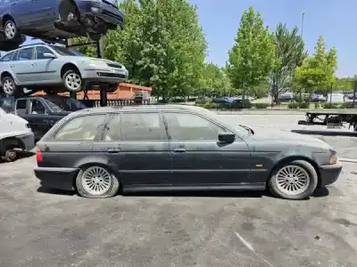 Veículo de Sucata bmw 5 touring (e39) 525 tds do ano 1998 alimentado m51 d25 (256t1)