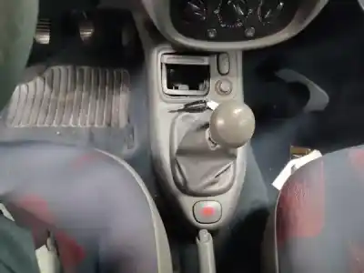 Scrapping Vehicle renault clio ii fase i (b/cb0) (1998->) 1.9 d (b/cb0e) of the year 2000 powered f8q 630