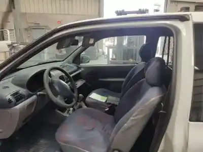 Scrapping Vehicle renault clio ii fase i (b/cb0) (1998->) 1.9 d (b/cb0e) of the year 2000 powered f8q 630