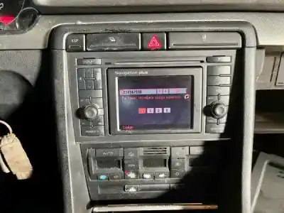 Scrapping Vehicle audi a4 b6 (8e2) 2.5 tdi of the year 0 powered ake