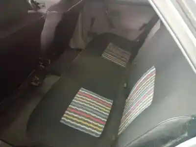 Sloopvoertuig renault 19 i (b/c53_) 1.4 van het jaar 1991 aangedreven 