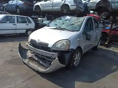 Veículo de Sucata TOYOTA YARIS (_P1_) 1.3 (NCP10_ SCP12_) do ano 2011 alimentado 2NZ-FE