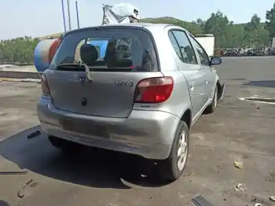 Veículo de Sucata toyota yaris (_p1_) 1.3 (ncp10_ scp12_) do ano 2011 alimentado 2nz-fe