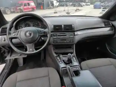 Scrapping Vehicle bmw 3 (e46) 320 d of the year 2000 powered m47 d20 (204d1)