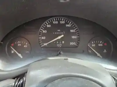 Veicolo di demolizione opel corsa b (s93) 1.2 i (f08 f68 m68) dell'anno 1995 alimentato c 12 nz