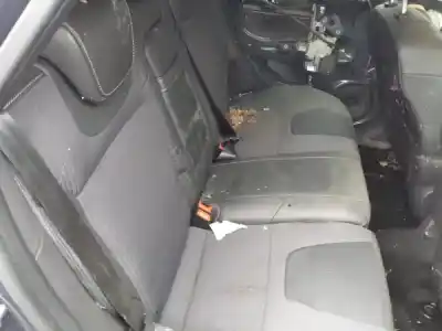 Veicolo di demolizione ford focus iii 1.6 tdci dell'anno 2011 alimentato 