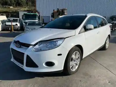 Veicolo di demolizione ford focus iii 1.6 tdci dell'anno 2012 alimentato 