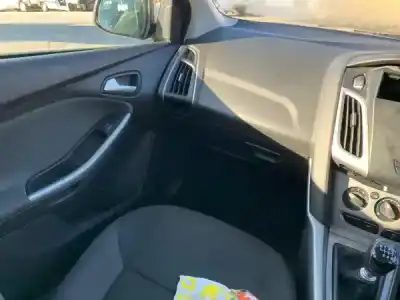 Veicolo di demolizione ford focus iii 1.6 tdci dell'anno 2012 alimentato 