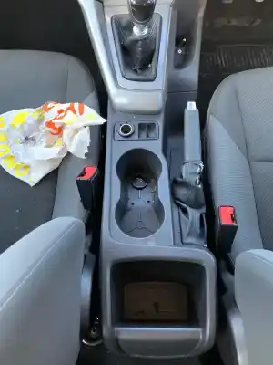 Veicolo di demolizione ford focus iii 1.6 tdci dell'anno 2012 alimentato 