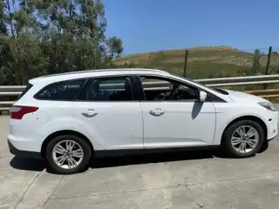 Veículo de Sucata ford focus iii 1.6 tdci do ano 2012 alimentado 