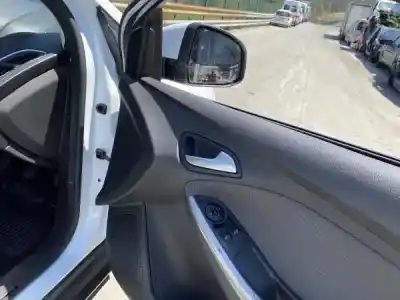 Veículo de Sucata ford focus iii 1.6 tdci do ano 2012 alimentado 