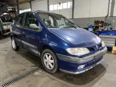 Veículo de Sucata renault megane scenic (ja0/1_) 2.0 i (ja0g) do ano 0 alimentado f3r 750