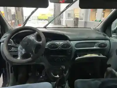 Veículo de Sucata renault megane scenic (ja0/1_) 2.0 i (ja0g) do ano 0 alimentado f3r 750