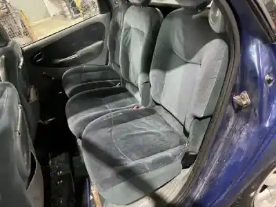 Veículo de Sucata renault megane scenic (ja0/1_) 2.0 i (ja0g) do ano 0 alimentado f3r 750