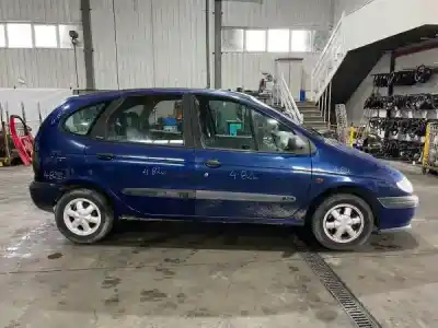Veículo de Sucata renault megane scenic (ja0/1_) 2.0 i (ja0g) do ano 0 alimentado f3r 750