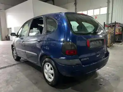 Veículo de Sucata renault megane scenic (ja0/1_) 2.0 i (ja0g) do ano 0 alimentado f3r 750