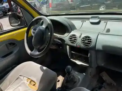 Veículo de Sucata renault kangoo express (fc0/1_) d 65 1.9 (fc0e fc02 fc0j fc0n) do ano 2000 alimentado f8q 662