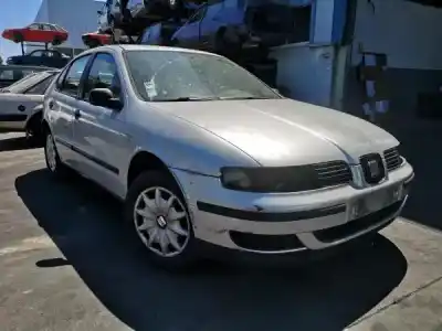 Здавання транспортного засобу seat leon (1m1) 1.4 16v року 2001 потужний 0
