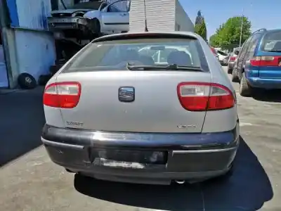 Здавання транспортного засобу seat leon (1m1) 1.4 16v року 2001 потужний 0