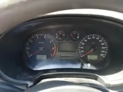 Здавання транспортного засобу seat leon (1m1) 1.4 16v року 2001 потужний 0