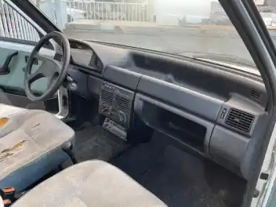 Sloopvoertuig fiat uno (146) 1.0 i.e. pink / 45 i.e. van het jaar 1991 aangedreven 