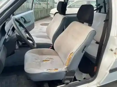 Sloopvoertuig fiat uno (146) 1.0 i.e. pink / 45 i.e. van het jaar 1991 aangedreven 