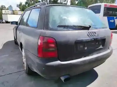 Veículo de Sucata audi a4 b5 avant (8d5) 1.9 tdi do ano 0 alimentado 