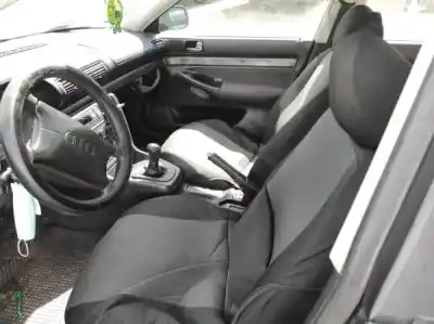 Veículo de Sucata audi a4 b5 avant (8d5) 1.9 tdi do ano 0 alimentado 