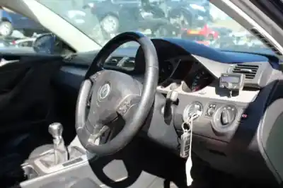 Здавання транспортного засобу volkswagen passat variant (3c5) 1.9 tdi року 2009 потужний 